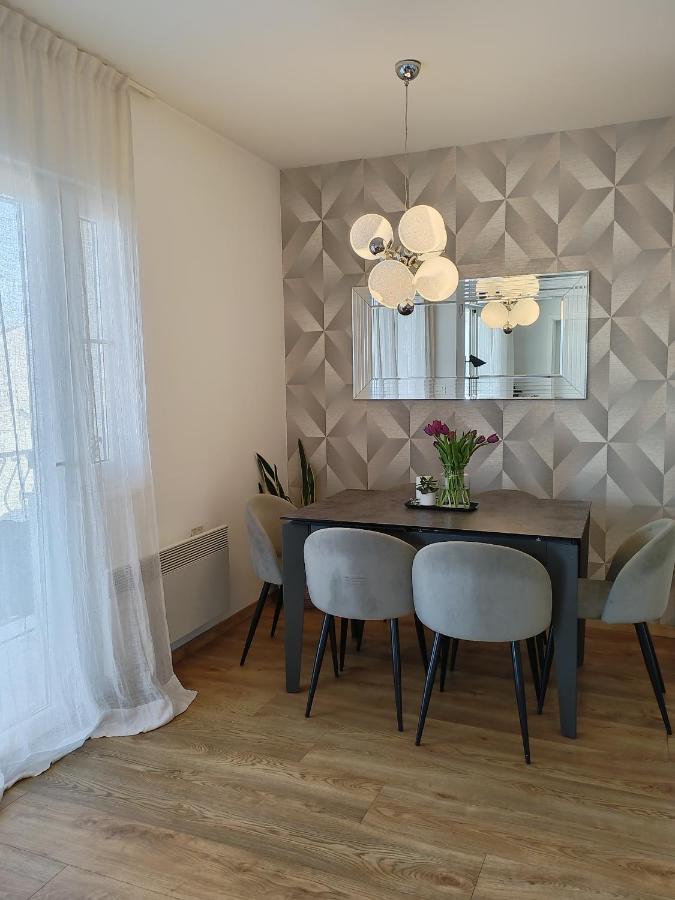 Apartmani Leo-Marin Makarska Exterior foto