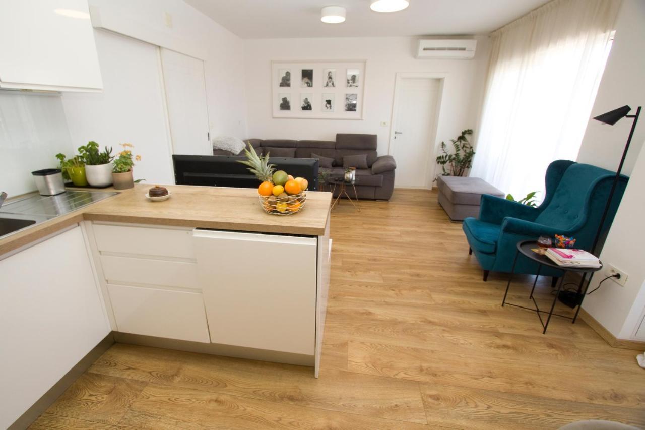 Apartmani Leo-Marin Makarska Exterior foto